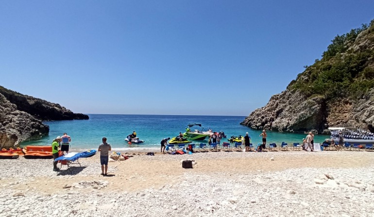 Gjiri Shen Andrea Deti Jon Boat Trip Albania